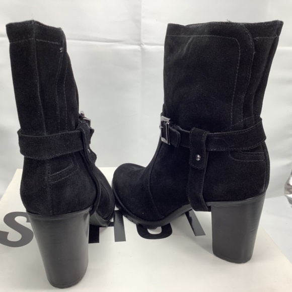 Nib Schulz Black Leather Suede Mid-Heel Lug Bootie Size 9B - Picture 4 of 10